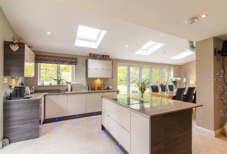 Wilmslow Airbnb Exterior foto